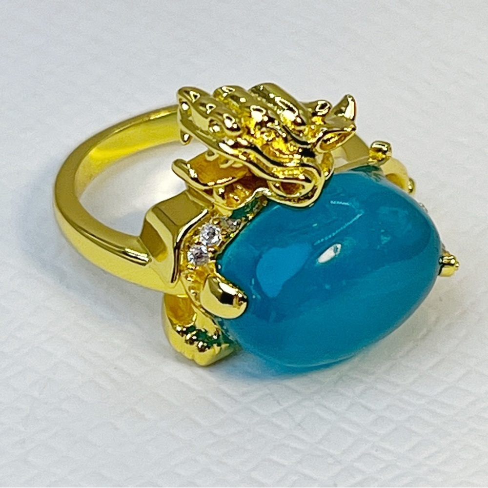 🗽New/Amazonite and Simulated Diamond Pixiu Ring in Goldtone (Size 6 )